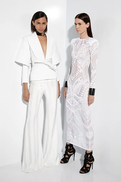 Look 16